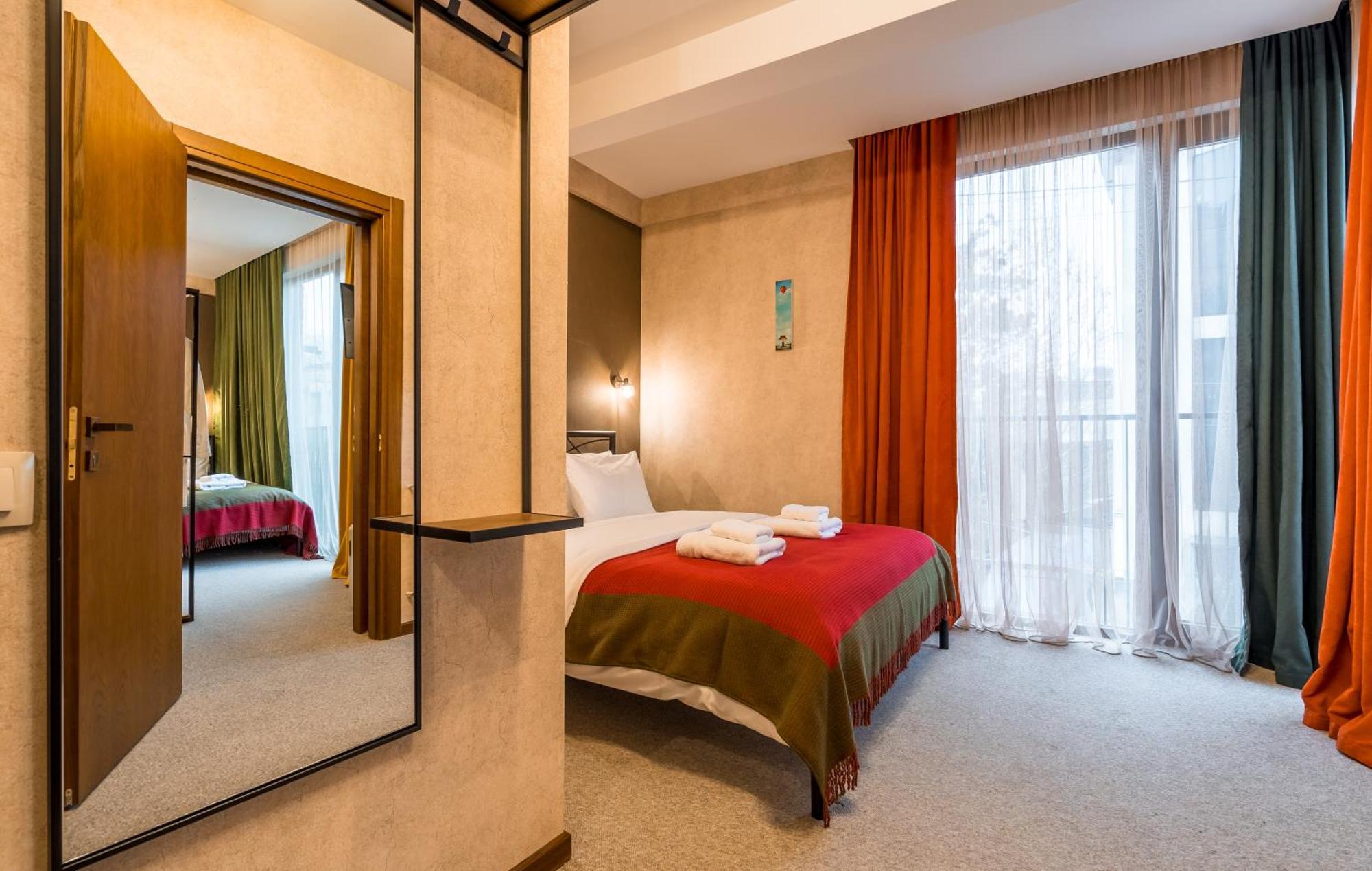 Green Inn Hotel ティビリシ エクステリア 写真