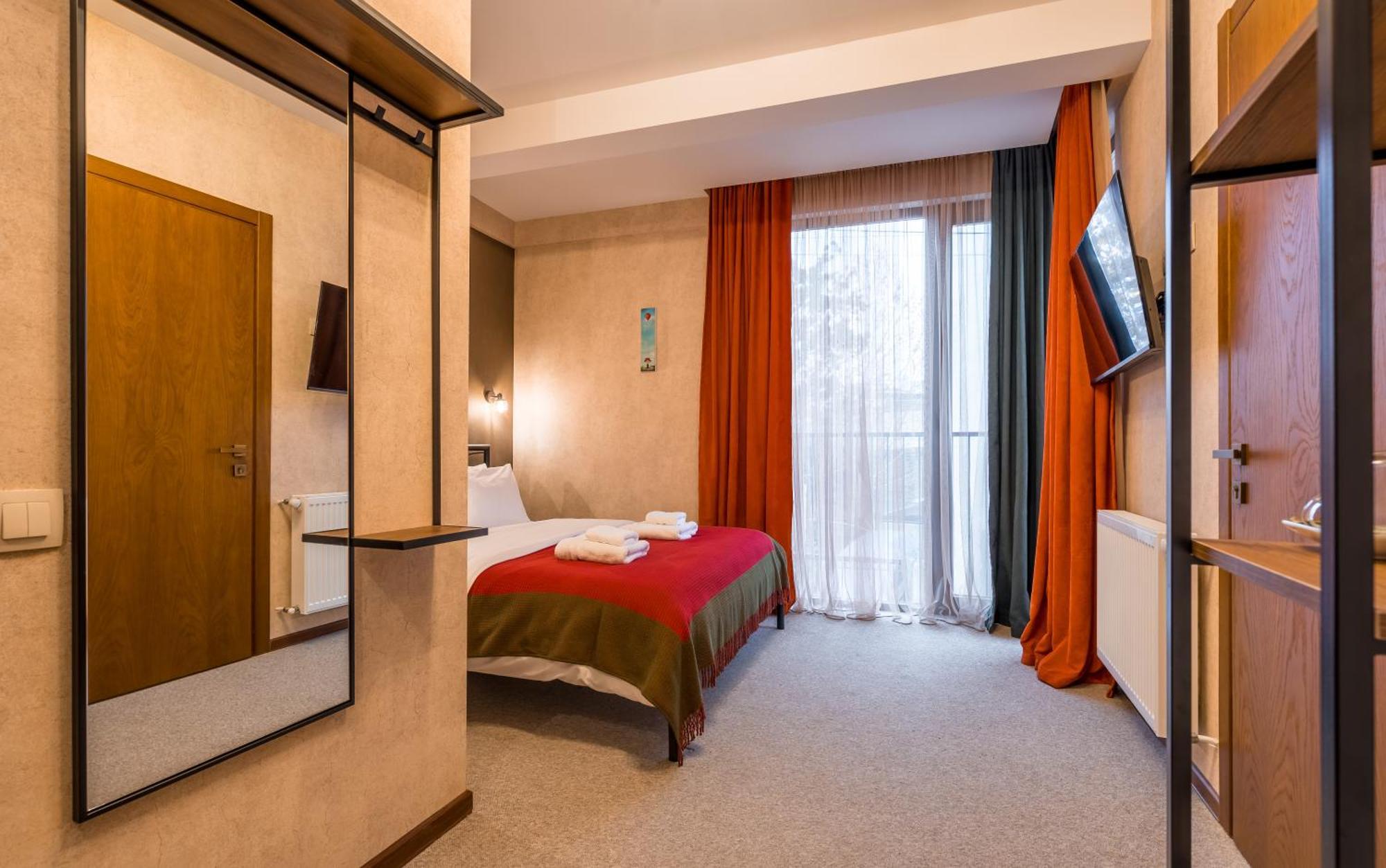 Green Inn Hotel ティビリシ エクステリア 写真