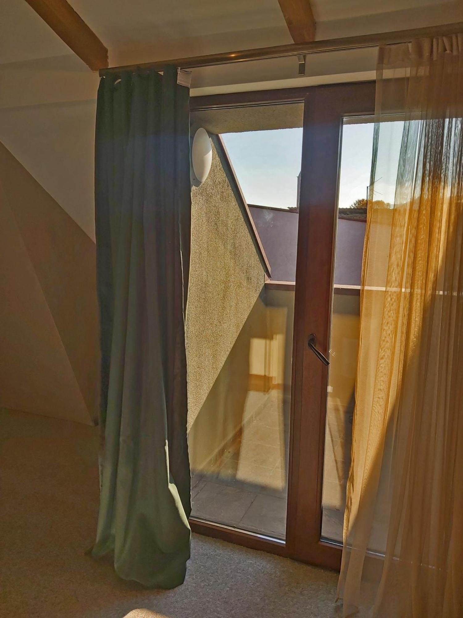 Green Inn Hotel ティビリシ エクステリア 写真